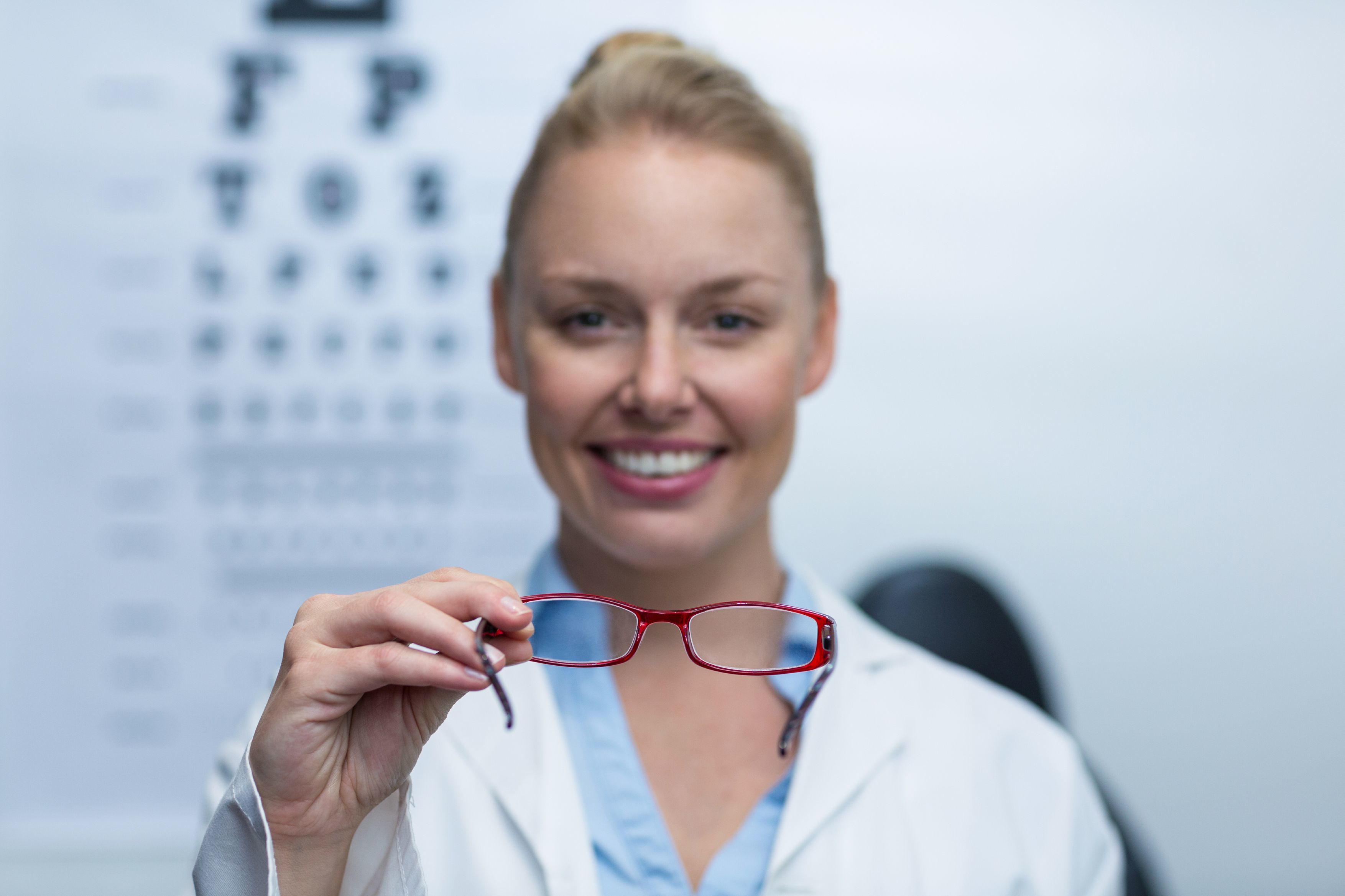 眼睛做近视手术可以报医保吗